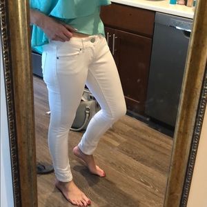 white skinny jeans